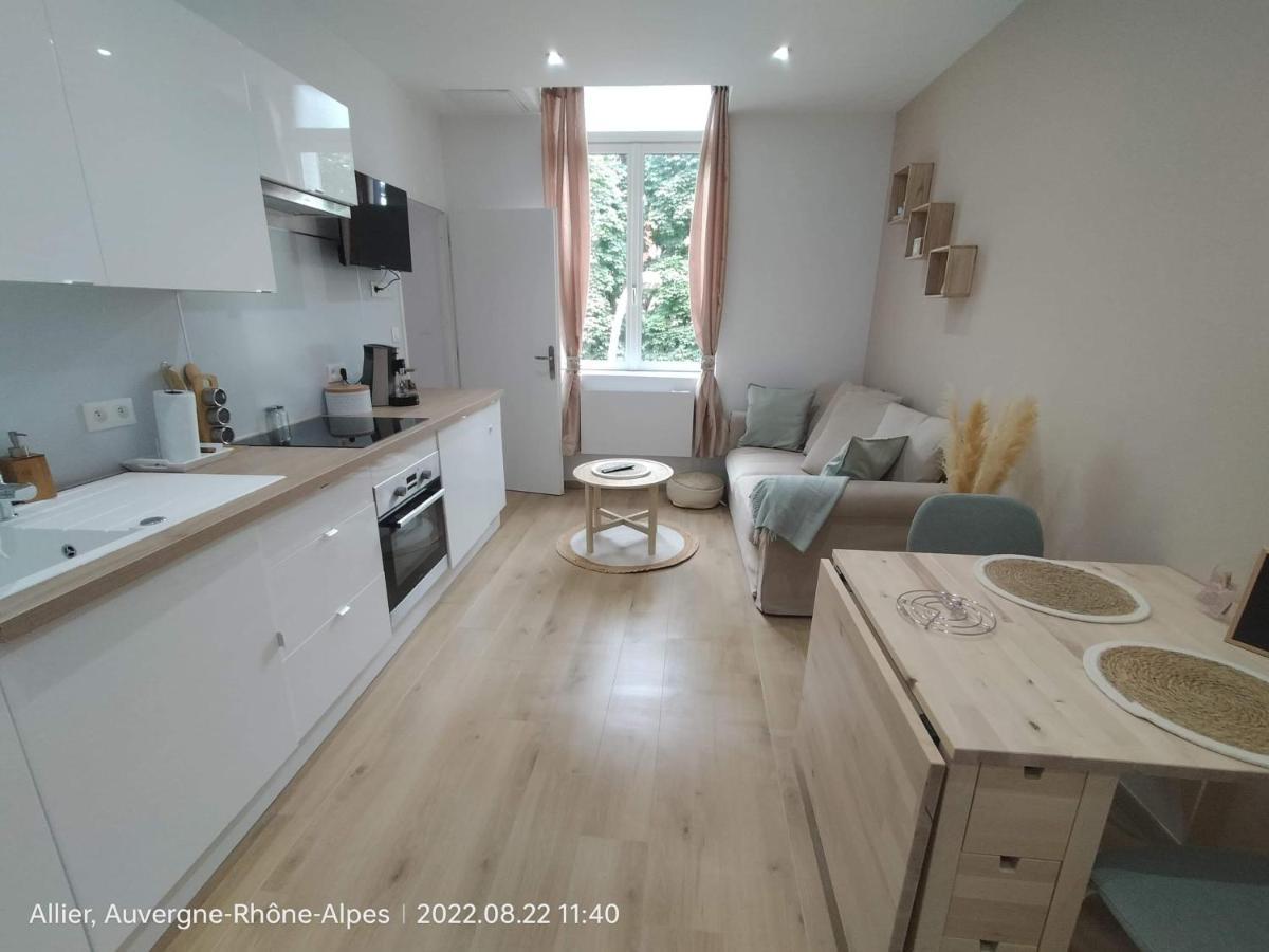 Apartment Vichy: Superbe F2 Neuf Vichy